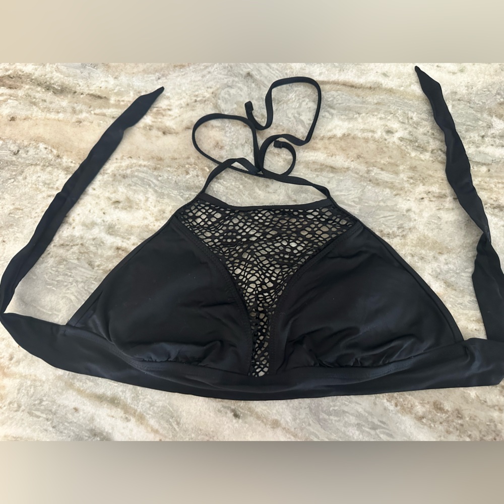 Chic Black Halter Lace Bikini top